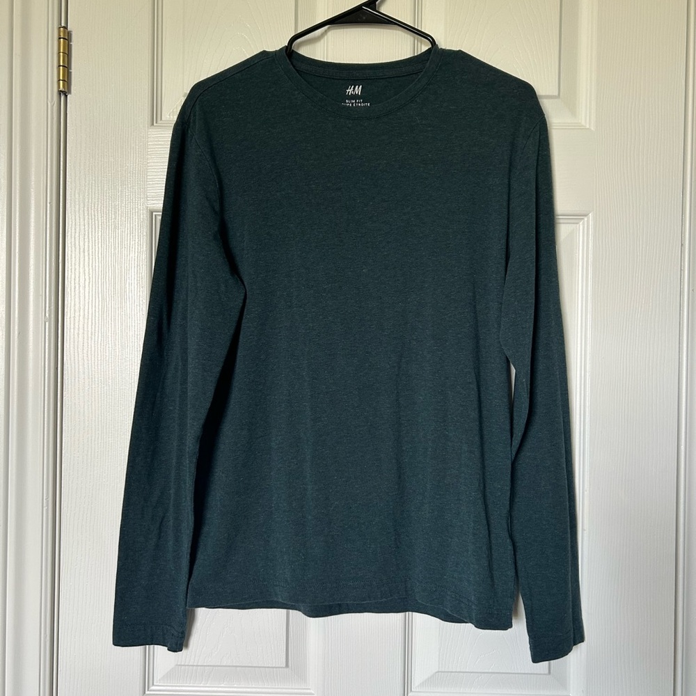 H&M Teal shirt and Wind River Charcoal Gray Long Sleeve Shirt - Picture 5 of 6